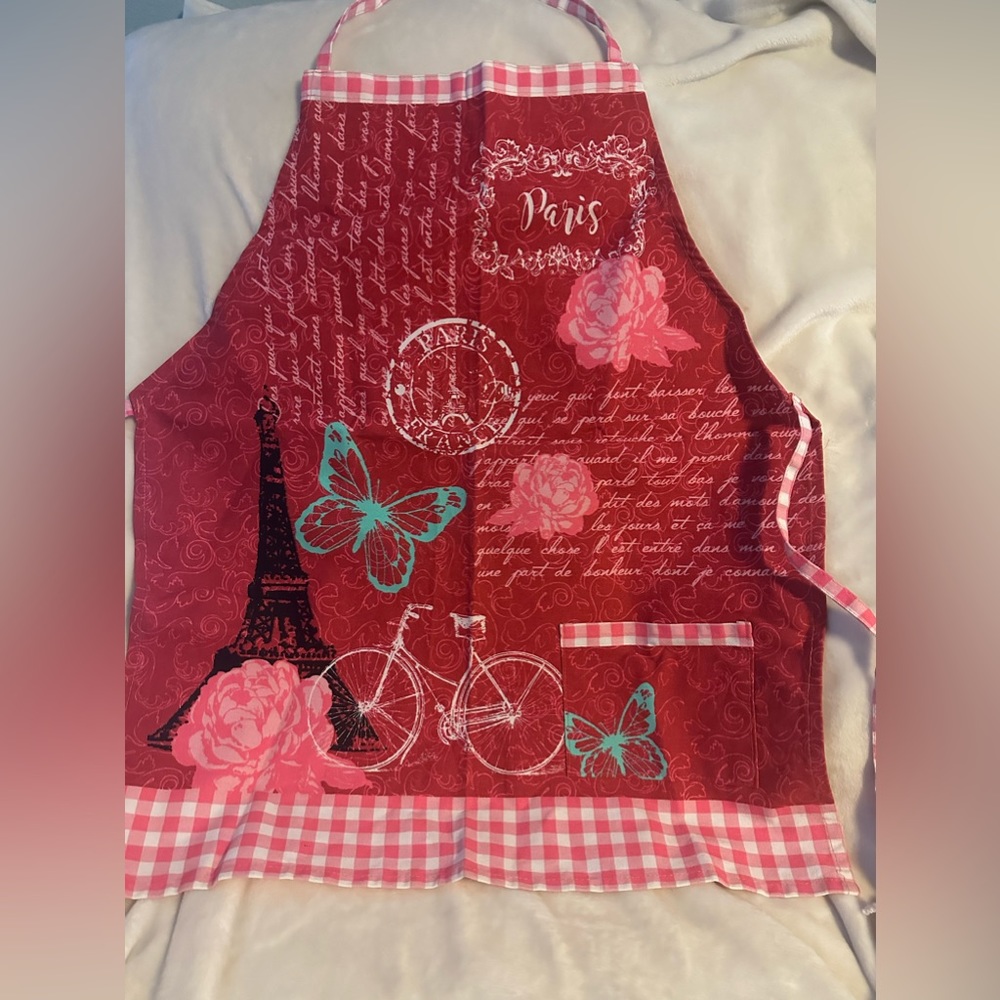 Paris,  apron